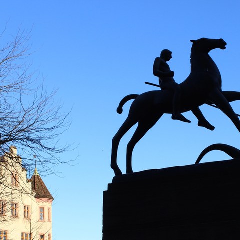 Statue Ritter Georg Kohlenberg - Foto von Franz König. Vergrösserte Ansicht