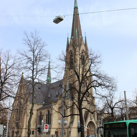 Matthäus - Matthäus-Kirche - Foto von Franz König. Vergrösserte Ansicht